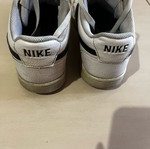 Nike athletic shoes used, size 39, white