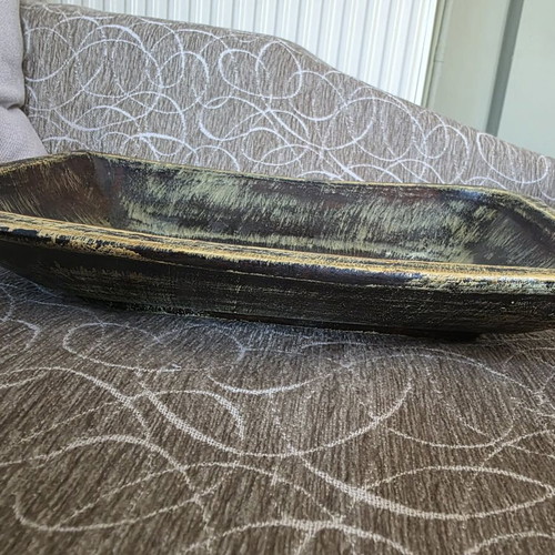 Ceramic platter with aged effect numbered like new