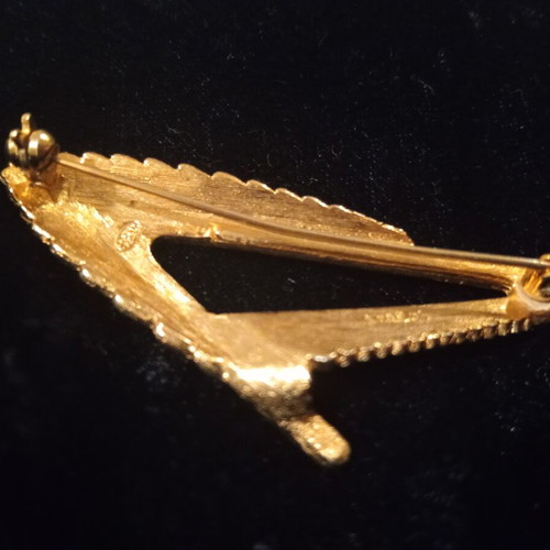 Sphinx vintage 50's pin like new, gold tone, Great Britain