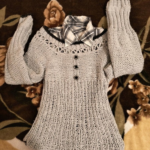 Handmade women's knitted sweater gray like new with gift ribbon