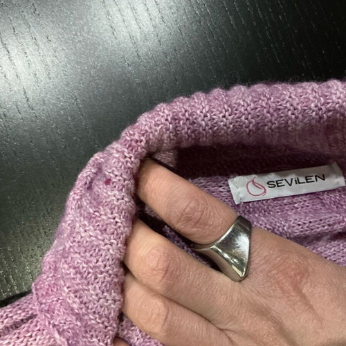 Knitted turtleneck with batwing sleeves like new, pink, oversized