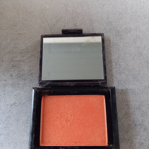NARS Blush Taj Mahal shade like new