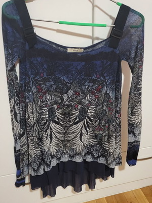 Women's blouse size S like new, colorful, semi-transparent layers