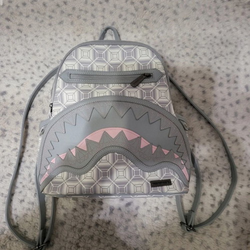 Sprayground backpack bag like new, white and gray
