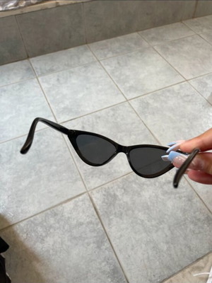 Sunglasses new, black