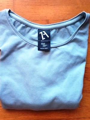 Blue short-sleeve blouse size M like new, cotton summer fabric