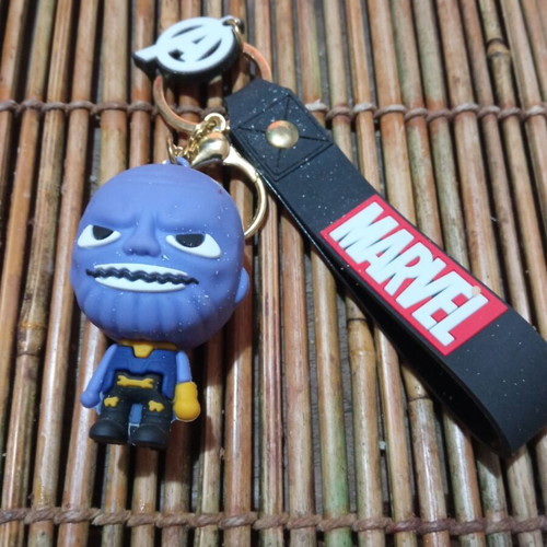 Marvel Thanos keychain