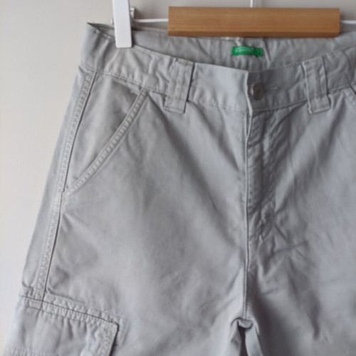 United Colors of Benetton Women Cargo Shorts used, beige, size XS