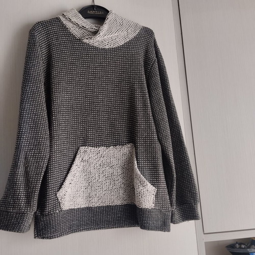 Serafino boys' sweater size 128 cm, like new, gray