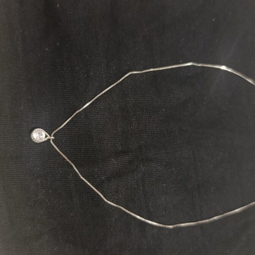 Silver necklace with teardrop zirconia 925 like new