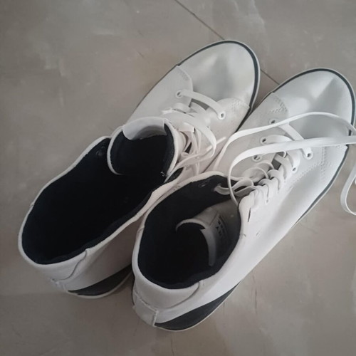 Tommy Hilfiger Sneakers No43 like new, white and grey