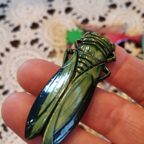 Pin set used, multicolored