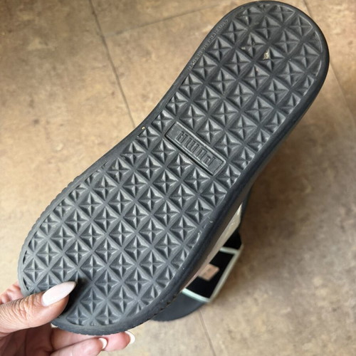 Puma slippers size 38 like new, black