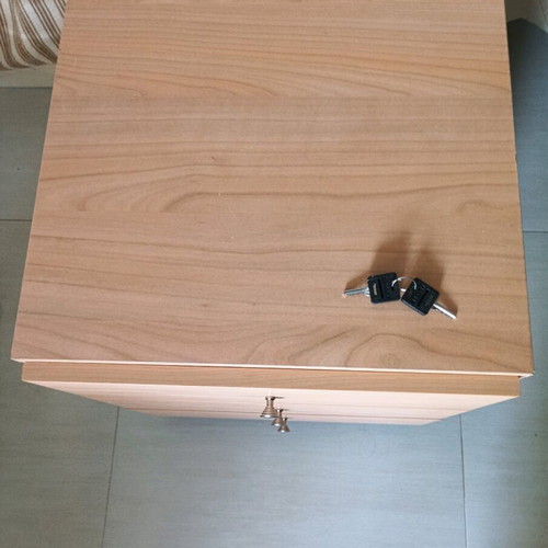 SATO office drawer like new, wheeled with three drawers and keys
