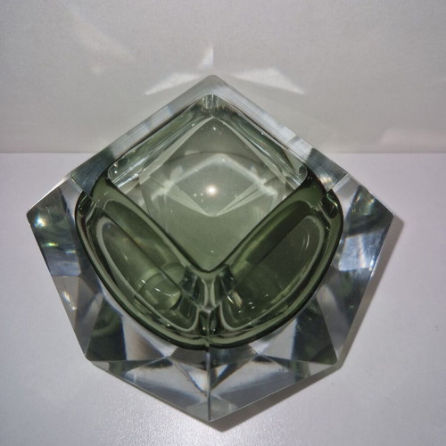 Crystal bowl like new, unique design