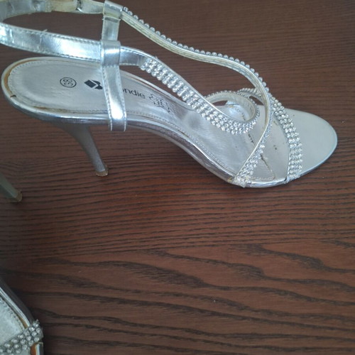 Silver sandals size 38 like new with sequins