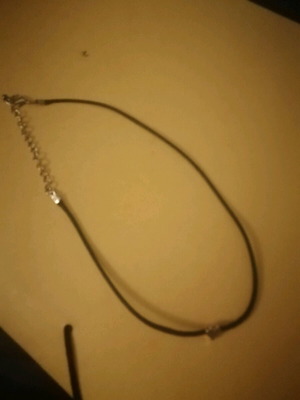 Women's necklace like new