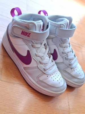 Nike Court Borough Mid 2 μεταχειρισμένα, μέγεθος 29.5, άσπρα αθλητικά παπούτσια