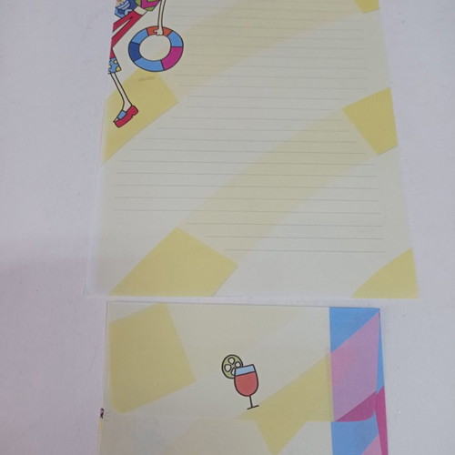 Letter papers used, 5 different designs with RBB envelopes