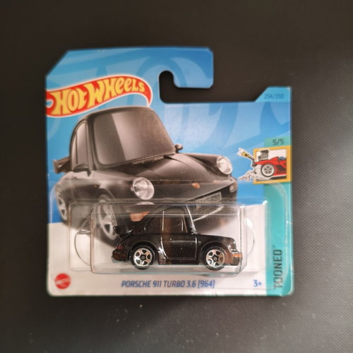 Hot Wheels Tooned Skyline and Porsche new