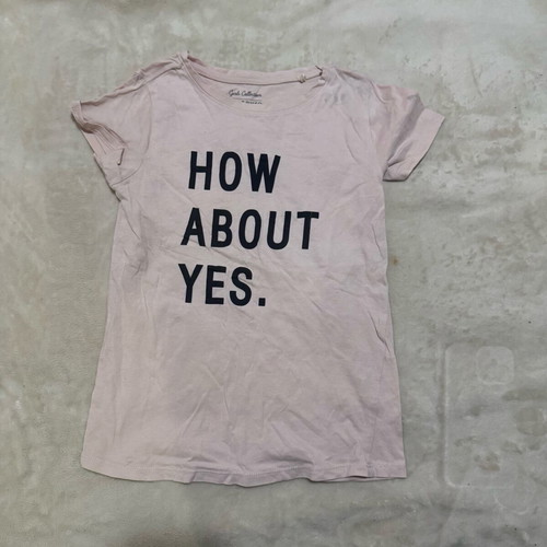 Set of three girls t-shirts like new, sizes 134-140, Champion