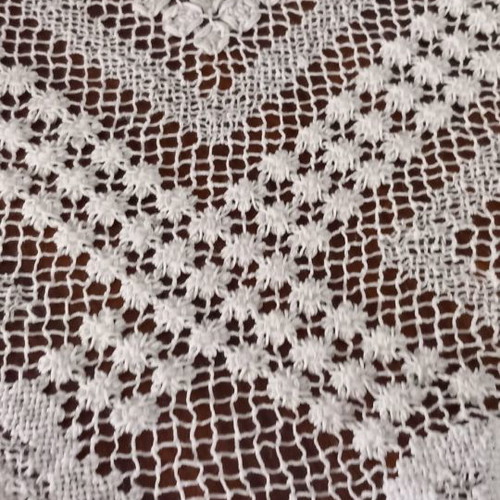 Handmade knitted tablecloth used, diameter 1.30
