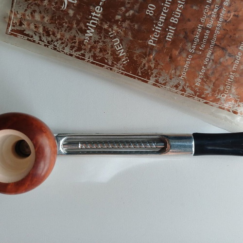 Vintage Falcon pipe made in England like new with meerschaum bowl