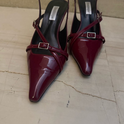 Dominique leather slingback shoes like new, burgundy