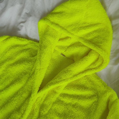 Long fleece robe new, size 4 fits M-L-XL, bright yellow-green
