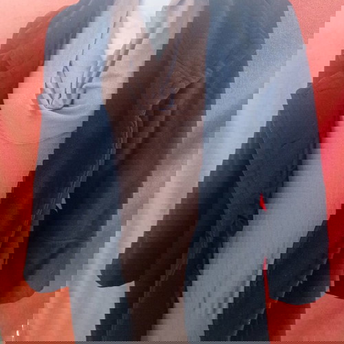 Emanuel Navaro черно палто като ново с двойна редица копчета