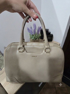 Furla handbag like new, beige
