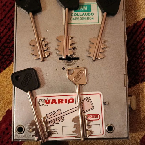 Potent 7000 lock for armored door like new with 5 keys
