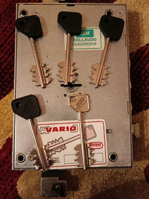 Potent 7000 lock for armored door like new with 5 keys