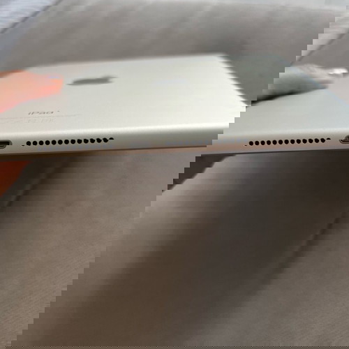 πωλείται apple  iPad 6 gen 32 Gb 4G