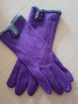 Women’s gloves purple with gray details like new