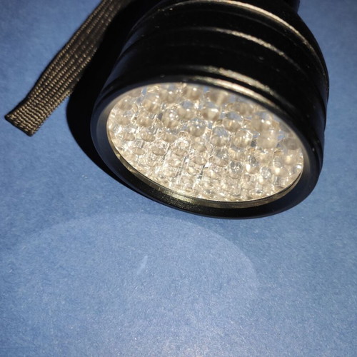 Hunter X1017 UV LED Flashlight like new