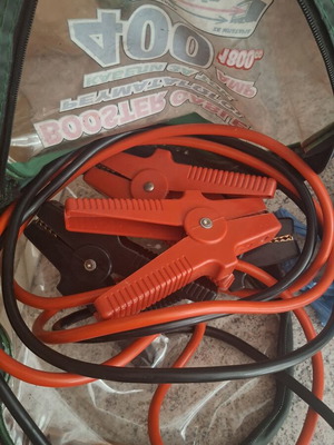Battery jumper cables