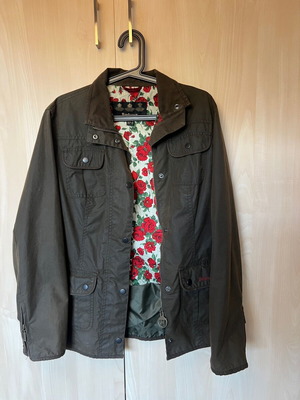 Barbour jacket with rose lining like new, olive green