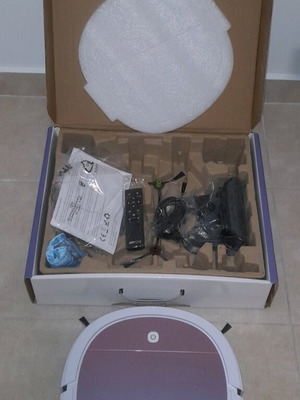 AppHome robot vacuum like new