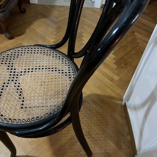Classic wooden chairs used, pack of 3 pieces