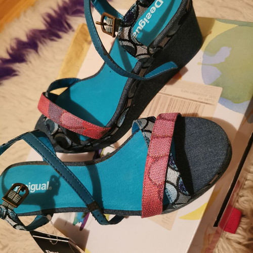 Desigual Dustin 3 platform sandals used, size 37, blue-red