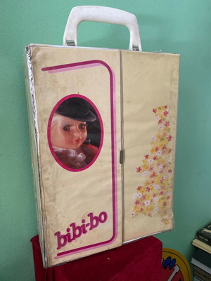 BIBI-BO wardrobe used, dimensions 30x23, glued