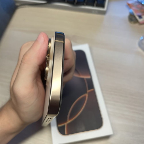 Apple iPhone 16 Pro 128GB gold
