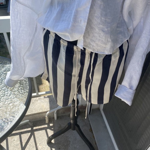 H&M striped shorts new, size L 40 12, white and blue