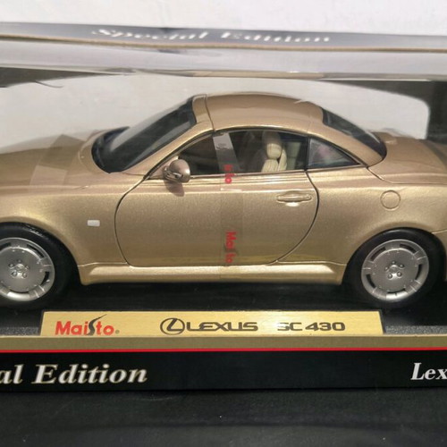 Maisto Lexus SC 430 1:18 special edition collectible car