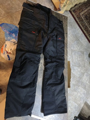 Παντελόνι Revit 4 εποχών αντρικό XXL σαν καινούργιο με τιράντες