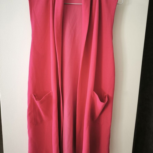 Long fuchsia vest new, one size