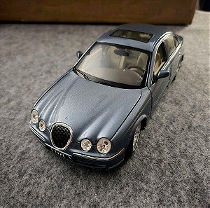 Jaguar S-Type 1:18