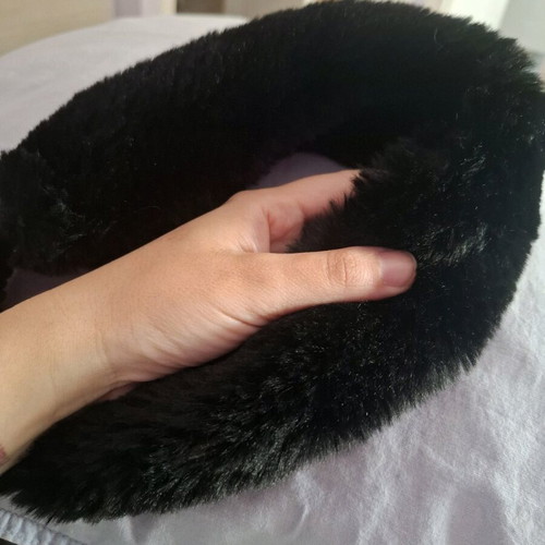 Fur headband very soft, like new, black