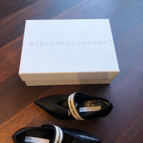 Stella McCartney black pumps size 37 new, vegan leather